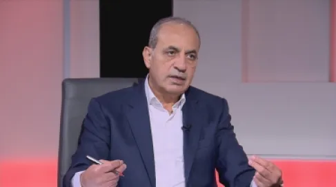 وزير الإدارة المحلية يفتتح ملاعب وحديقة في الزرقاء