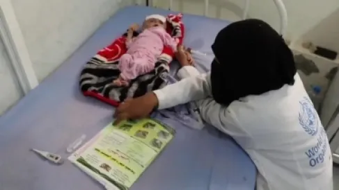 صنعاء .. نفاذ لقاحات الأطفال يفتح أبواب الأوبئة القاتلة