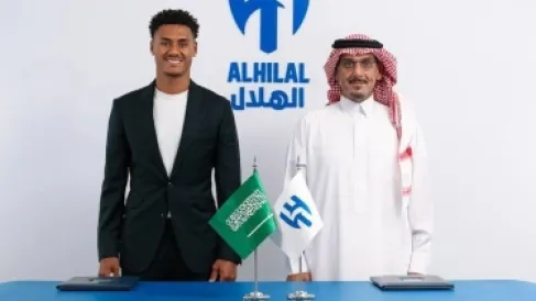 واتكينز.. أول إنجليزي وسط الهلاليين منذ نصف قرن