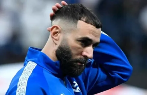 لماذا فكر كريم بنزيما في الاعتزال بعد صدمة الهلال السعودي؟