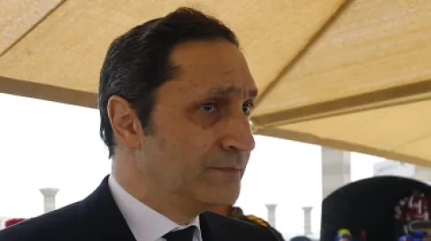إعلامي يهاجم علاء مبارك بسبب نية شقيقه حكم مصر
