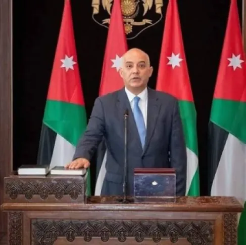 مهند المبيضين ينهي عمله مديراً لمركز التوثيق الملكي