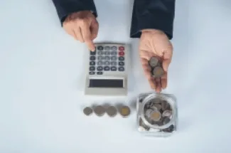 المصروفات الصغيرة المتكررة مصدر خفي لاستنزاف الدخل على المدى الطويل
