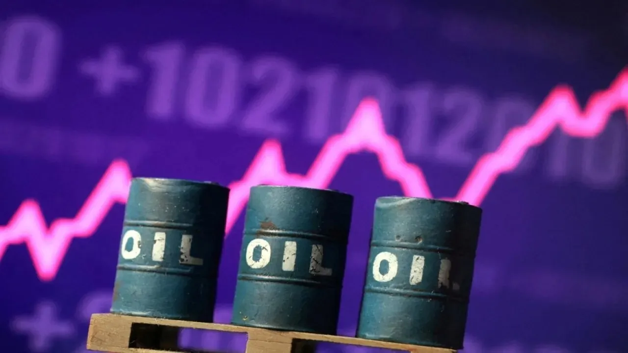النفط يرتفع أكثر من 5% .. والبرميل يتجاوز 90 دولارا #عاجل 