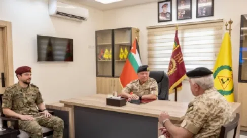 الملك يتلقى رسالة من الفريق الركن المتقاعد يوسف الحنيطي