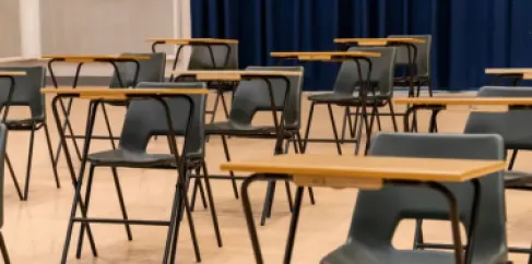 بعد إغلاق المدرسة الإيرانية في الكويت.. عائلات تتأقلم مع بدائل وتستعد لتحديّات جديدة