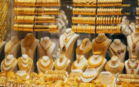 أسعار الذهب تنخفض 60 قرشا للغرام في الأردن