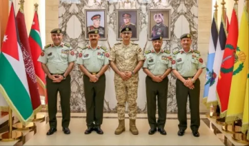 اللواء الحراسيس يقلّد عدداً من كبار الضباط رتبهم الجديدة