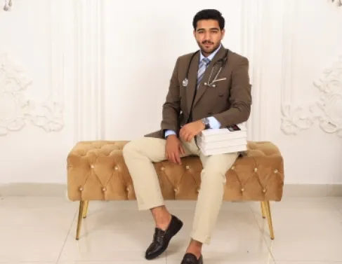 محمد حكمات العضايله .. مبروك التخرج