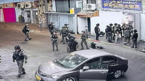 اقتحام عسكري إسرائيلي واسع في عناتا وشعفاط واعتقال عشرات الفلسطينيين