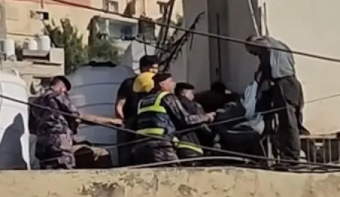 إنقاذ شخص سقط داخل منور عمارة بعمق 13 مترا في وسط البلد