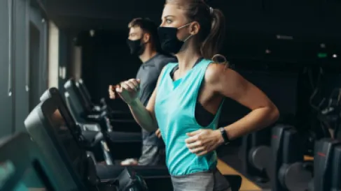 جهاز المشي أم السلم أم الإليبتيكال.. أيهم يحرق دهونك أسرع؟