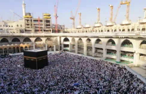 السعودية: إطلاق الحوثيين مسيرة باتجاه مكة المكرمة استفزاز لمشاعر المسلمين