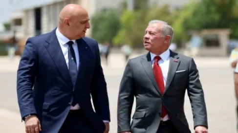 الملك يترأس في باريس جولة جديدة من اجتماعات العقبة لدعم الجيش اللبناني