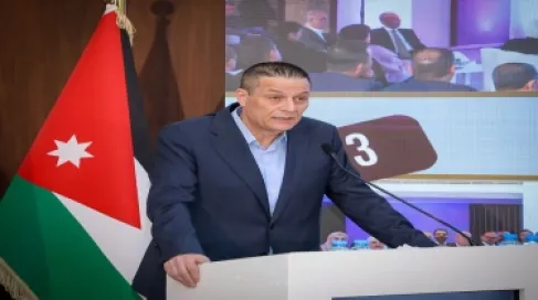 تجديد تعيين عادل الشركس محافظا للبنك المركزي الأردني