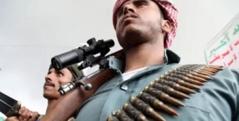 لماذا لا تفرض بريطانيا عقوبات على الحوثيين؟
