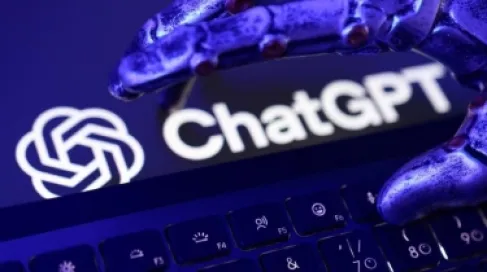 رجل يصنع دواءً لعلاج الفصام في مرآبه باستخدام ChatGPT.. ما القصة؟