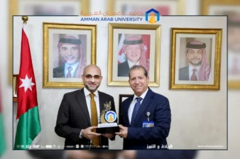 جامعة عمان العربية وجامعة المملكة للعلوم الطبية تبحثان سبل التعاون البحثي والأكاديمي المشترك
