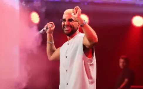 بعد غناء مقطع لكاظم الساهر.. أحمد سعد: 