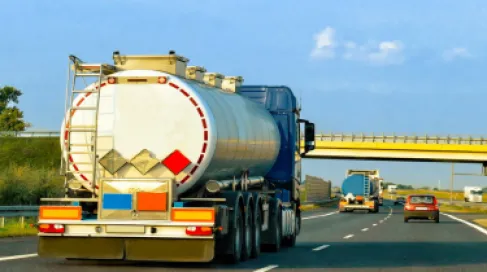 العراق: صادرات زيت الوقود عبر الأردن غير ثابتة.. وأنبوب حديثة-العقبة قيد الدراسة