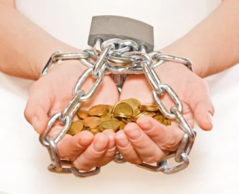 100 ألف دينار لسداد ديون 117 غارمة في الأردن