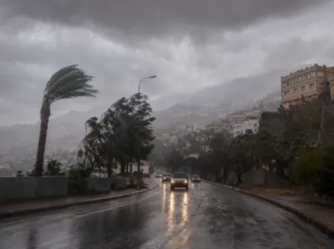 أمطار غزيرة وسيول وبَرَد على مكة المكرمة والمدينة المنورة
