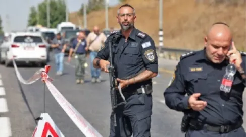 القناة 14 الإسرائيلية: مصاب بعملية دهس غرب رام الله نجل سفير إسرائيل لدى واشنطن