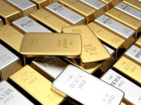 الذهب على استقرار وسط تقييم احتمالات رفع الفائدة الأمريكية مجددا