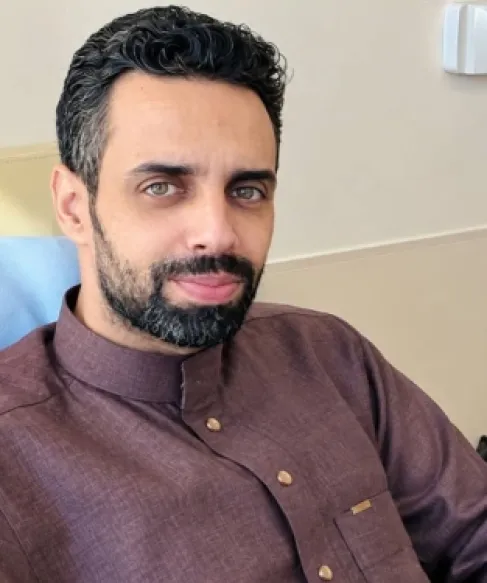 (أم القطين حزينة).. رحيل مؤثر للشاب أمين العظامات بعد صراع مع المرض