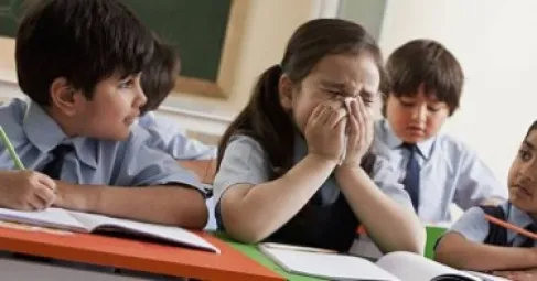 نزلات البرد تلاحق الأطفال في المدارس.. كيف تحمي طفلك؟