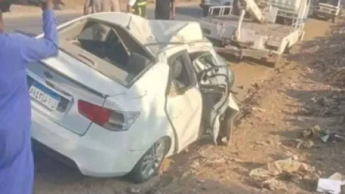 حادث مروع في مصر.. مصرع رجل وابنه وإصابة طالبات