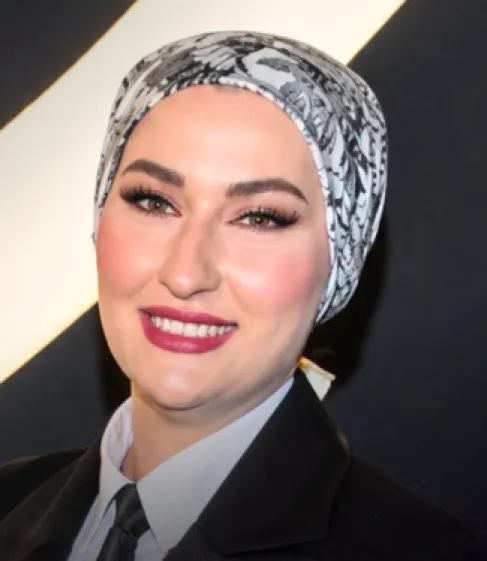 الموت يغيب المصممة الأردنية لميس دوغلاس