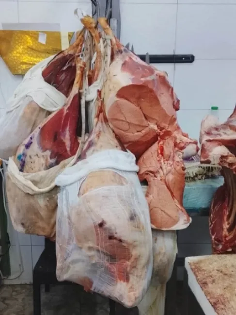 إتلاف 188 كيلوغراما من اللحوم غير الصالحة للاستهلاك بالكرك