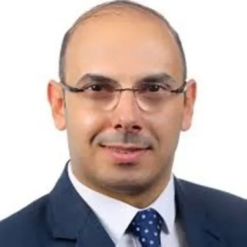 ذكاء الملك وأكاديمية طرحه