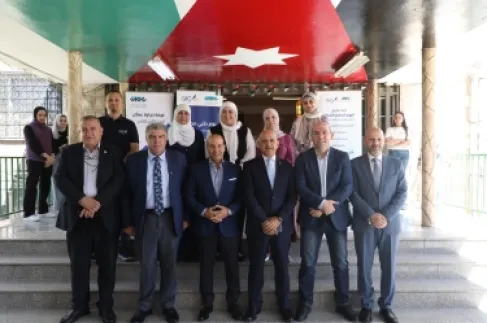 تجارة عمّان تنظم يوماً طبياً مجانياً في جبل الحسين بالشراكة مع مجموعة الخليج للتأمين - الأردن