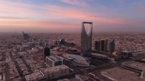 السعودية تحول الدراسة في مدارس الرياض