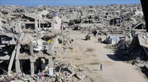 (20 ضعف ما خلفته الحروب منذ 18 عاما) .. غزة أمام أكبر عملية إزالة أنقاض في التاريخ الحديث