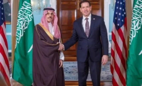 وزيرا خارجية السعودية وأميركا يبحثان حماية أمن الملاحة وأوضاع اليمن