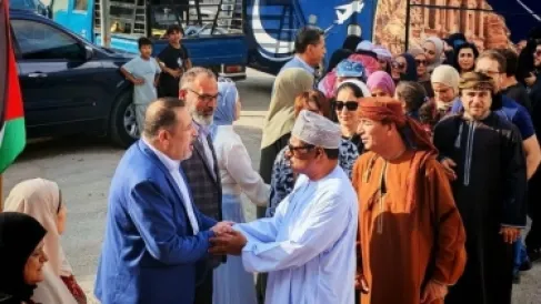 150 شخصية عربية يزورون المناطق السياحية بمحافظة اربد