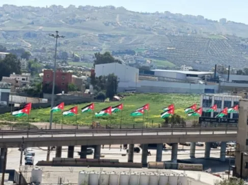 إغلاق الجسر العلوي في عين الباشا لأعمال تأهيل الإنارة