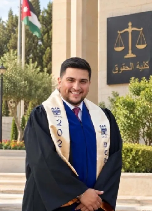 سامر الحوامدة يهنئ بتخرج احمد الحناقطة من كلية الحقوق