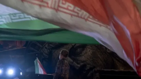 إيران تتسلّم الرد الأمريكي على مقترحها لإنهاء الحرب، وترامب يقول: 