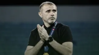 المدرب المستقيل احمد هايل