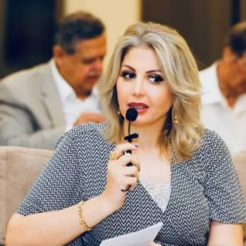 المصري: إيران لا تحتاج لموازنة أمريكا عسكريا يكفيها رفع أسعار النفط
