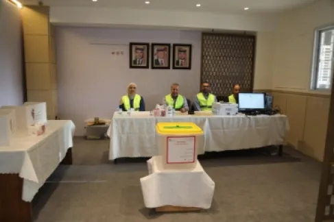 بدء عملية الاقتراع لانتخابات غرفة صناعة عمّان