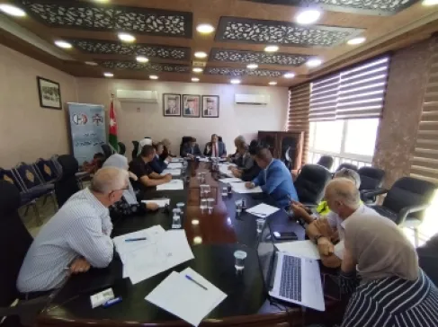 مؤسسة إعمار جرش تعقد اجتماعها الدوري و تبحث احتياجات القطاعات الخدمية