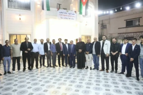 في دارة النقابي خالد.. عشيرة الزيود-عائلة اليعقوب تجدد الولاء للملك وتلتقي بمرشحها للانتخابات البلدية