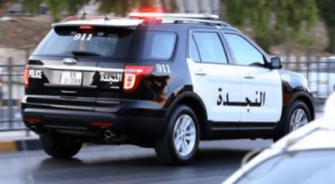 الأردن : مطلوب بـ5 قضايا ومحكوم 20 عاما.. الأمن يقبض عليه شرق عمان