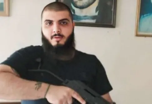 مذكرة توقيف وجاهية بحق إبن عم بشار الأسد