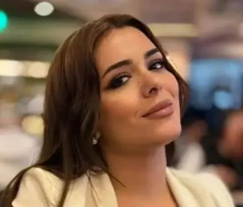 وفاة الفنانة اللبنانية ندى دندش في حادث مأساوي.. ما سر لقبها «ابنة العاصي»؟